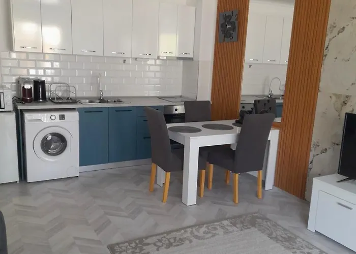 アパート азуро бийч несебър-равда ラヴダ