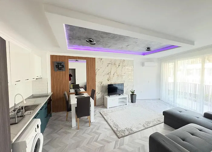 アパート азуро бийч несебър-равда ラヴダ